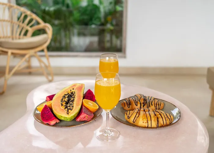Bambola - Spacious Patio With Large Private Pool * チャングー