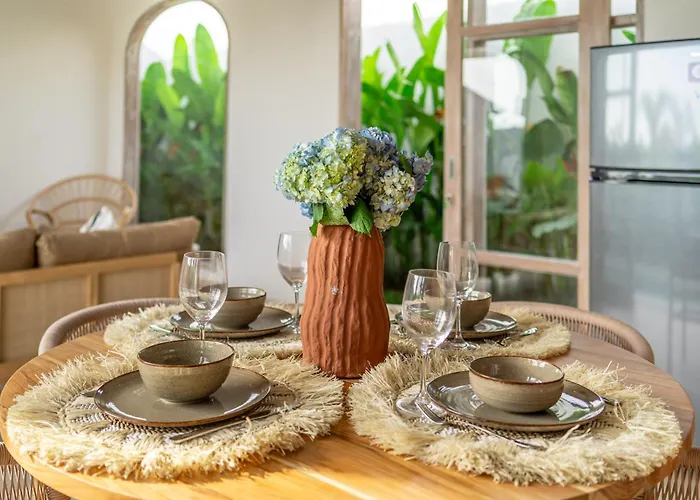 Bambola - Spacious Patio With Large Private Pool