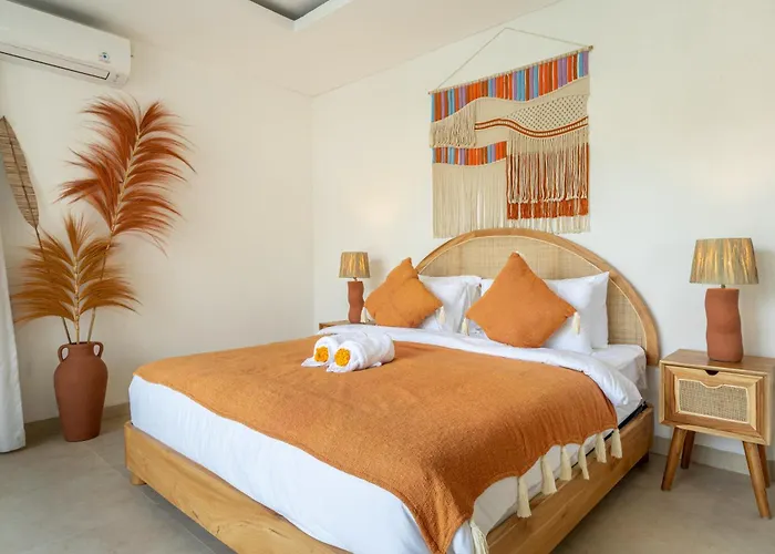 Bambola - Spacious Patio With Large Private Pool Canggu (Bali)