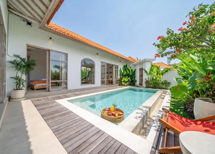 ヴィラ Bambola - Spacious Patio With Large Private Pool